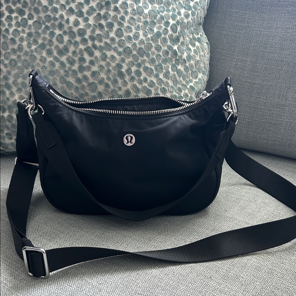 lululemon athletica Black Shoulder Bag, city essential 3L purse
